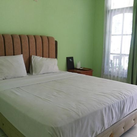 Pasir Putih Resort Bengkulu Exterior photo