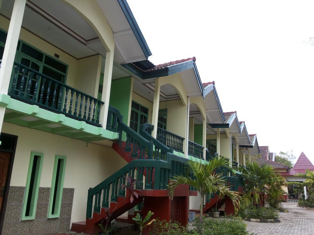 Pasir Putih Resort Bengkulu Room photo