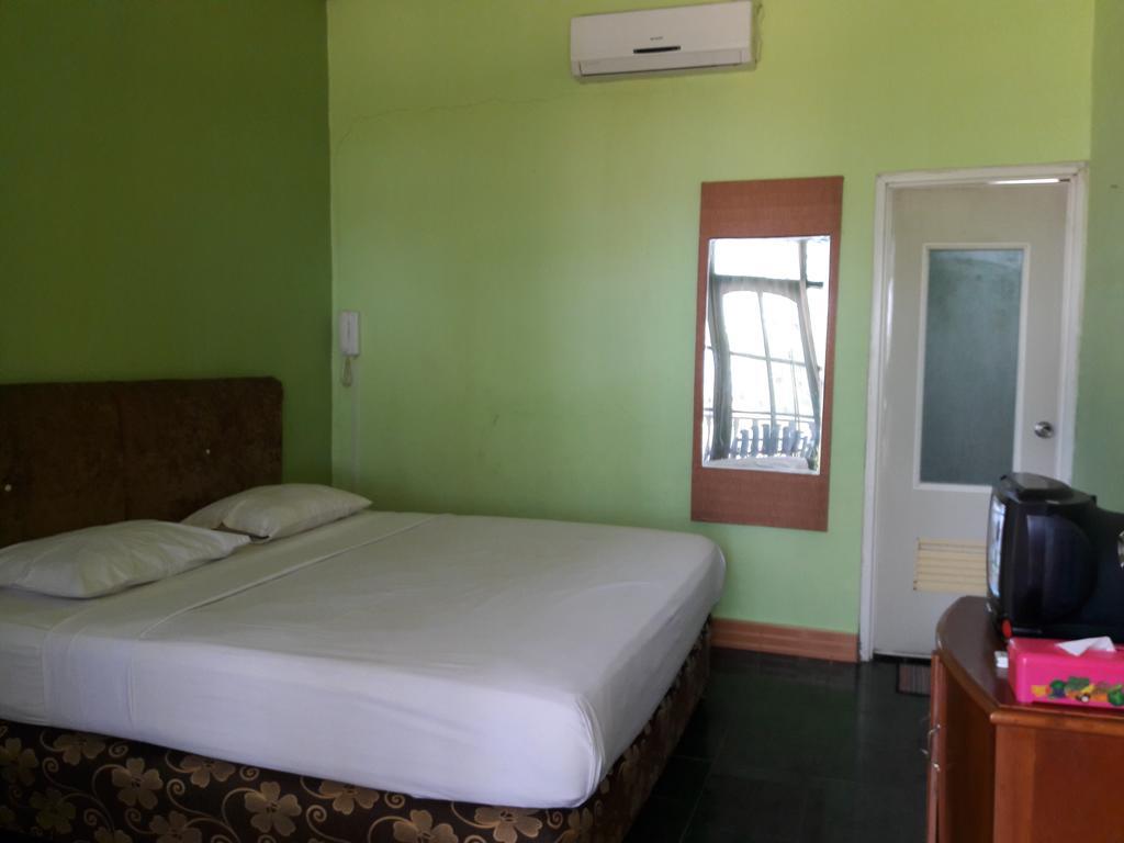 Pasir Putih Resort Bengkulu Exterior photo